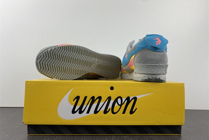 Union x Nike Cortez  DR1413-002