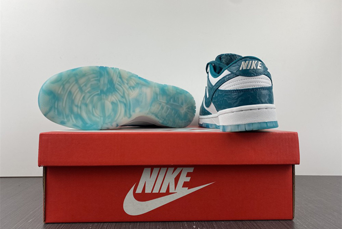 Nike  Dunk Low "Ocean"  DV3029-100