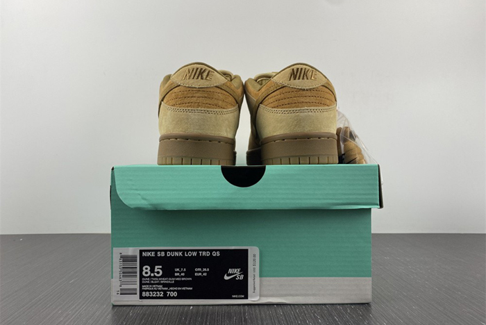 NIKE SB Dunk Low  Wheat  883232-700
