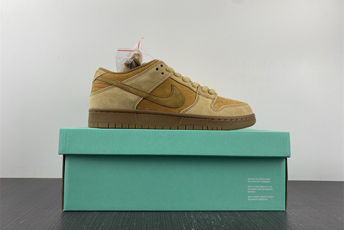 NIKE SB Dunk Low  Wheat  883232-700