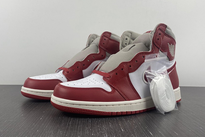 Air Jordan 1 High OG WMNS “Newstalgia”  DJ4891-061