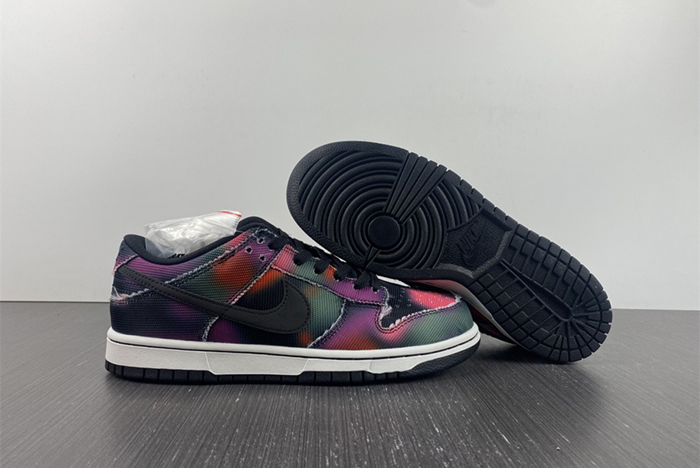 Nike Dunk Low Retro PRM "Graffti"  DM0108-002