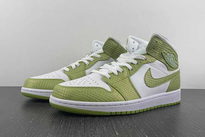 Air Jordan 1 Mid SE V2 