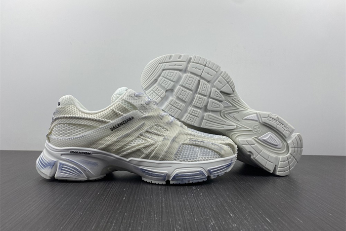 Ba*len*cia*ga phantom sneaker  679339w2e929000
