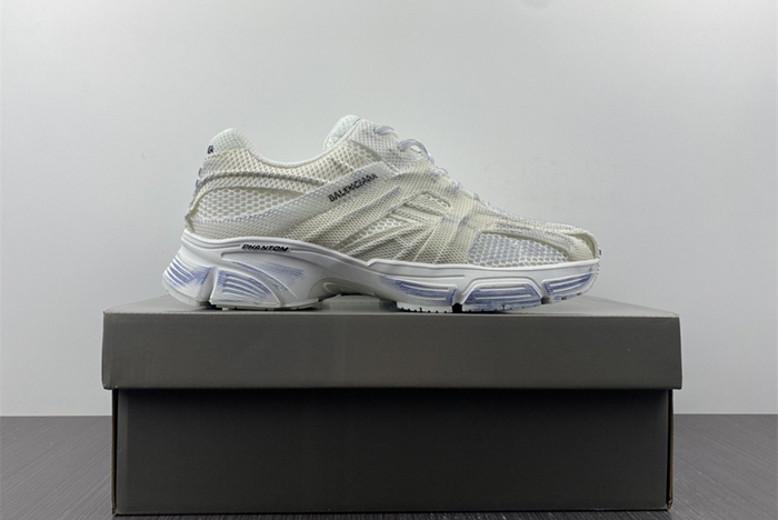 Ba*len*cia*ga phantom sneaker  679339w2e929000