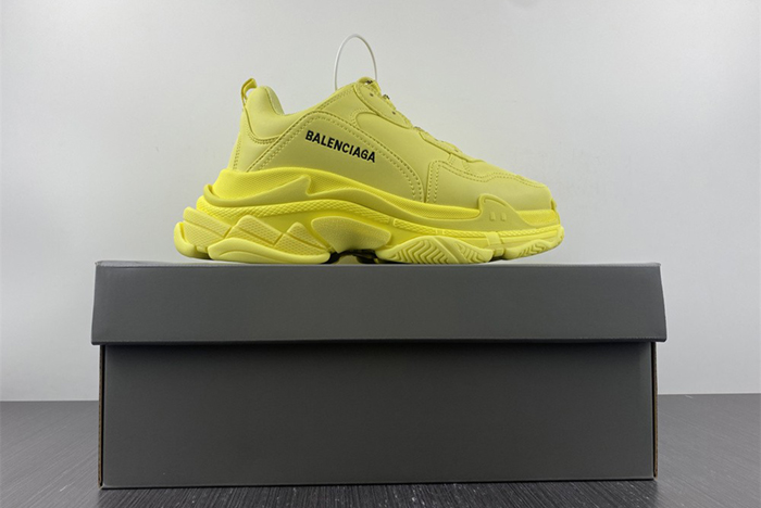 Ba*len*cia*ga triple  sneaker  524039 w1fb6 2308