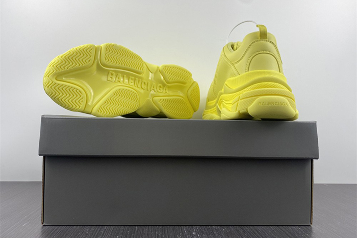 Ba*len*cia*ga triple  sneaker  524039 w1fb6 2308