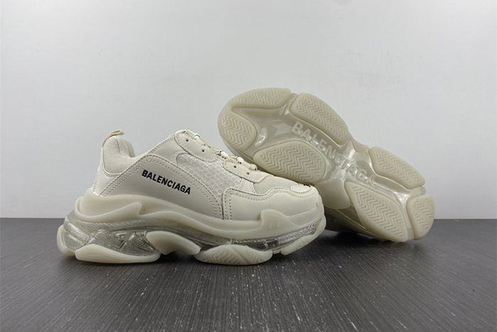 Ba*len*cia*ga  triple s black sneaker  544351 w1084 0315