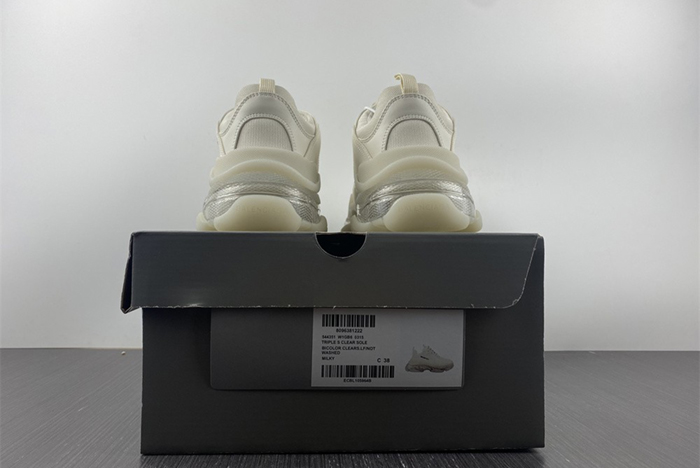 Ba*len*cia*ga  triple s black sneaker  544351 w1084 0315