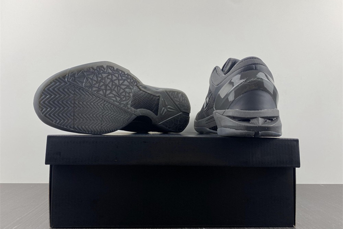 NIKE KOBE 7 FTB  869460-442