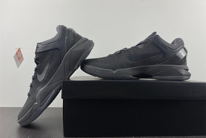 NIKE KOBE 7 FTB  869460-442