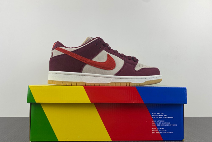 Skate Like a Girl x Nike SB Dunk Low SB  DX4589-600