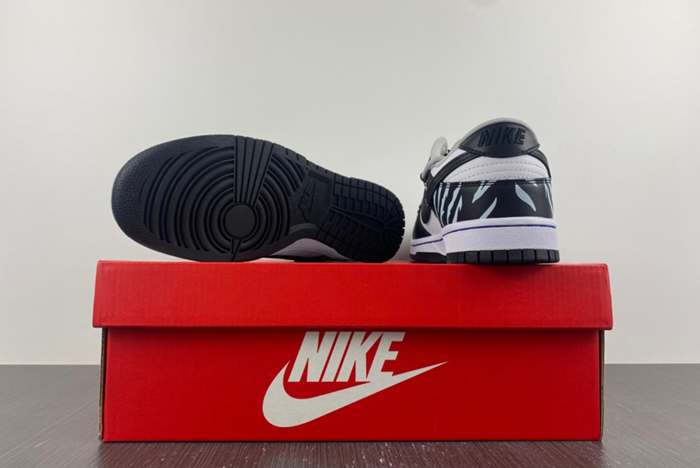 Nike Dunk Low  DD3363-002