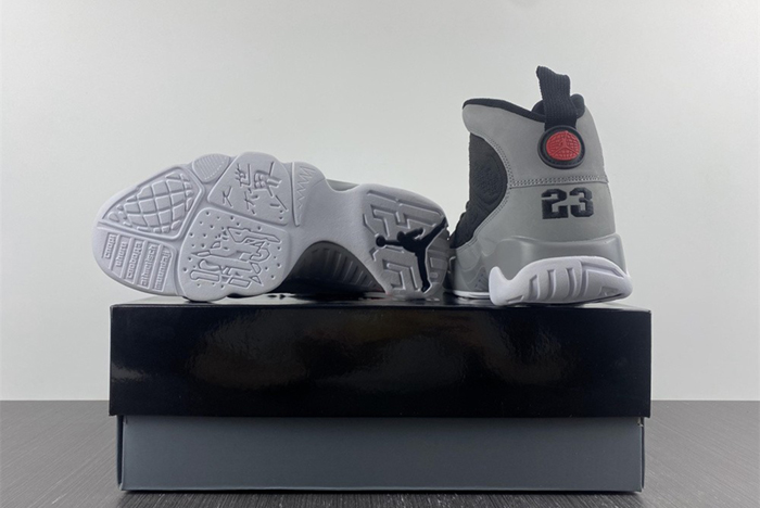 Air Jordan 9 Retro"Particle Grey"  CT8019-060
