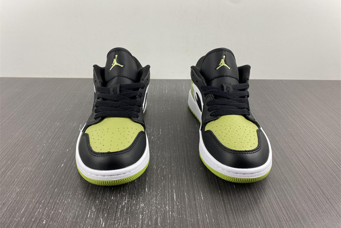 Air Jordan 1 Low "Vivid Green Snakeskin" DX4446 301