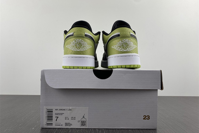 Air Jordan 1 Low "Vivid Green Snakeskin" DX4446 301