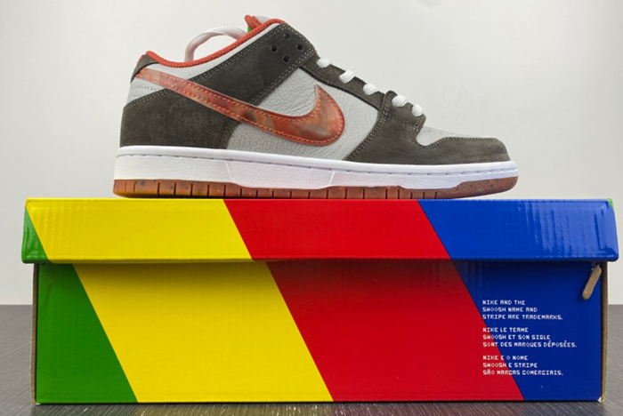 Crushed Skate X Nike SB Dunk Low  dh7782-001