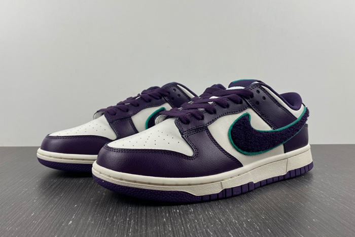 Nike Dunk Low “Chenille Swoosh”  DQ7683-100
