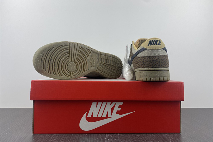 Nike Dunk Low "Safari"  DX2654-200