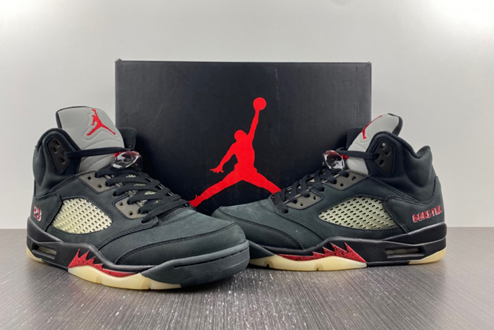 Air Jordan 5 Gore-Tex "off-Noir"  DR0092-001
