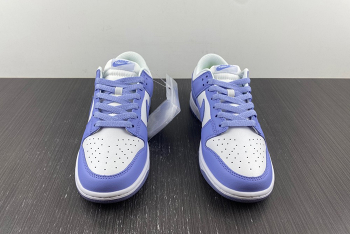 Dunk Next Nature White and Volt Low  DN1431-103