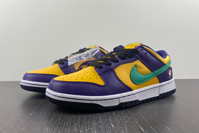 Nike Dunk Low 