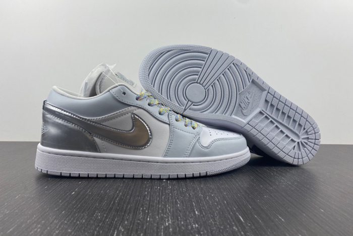 Air Jordan 1 Low SE  DX6070-101