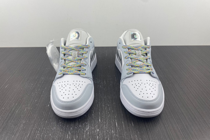 Air Jordan 1 Low SE  DX6070-101