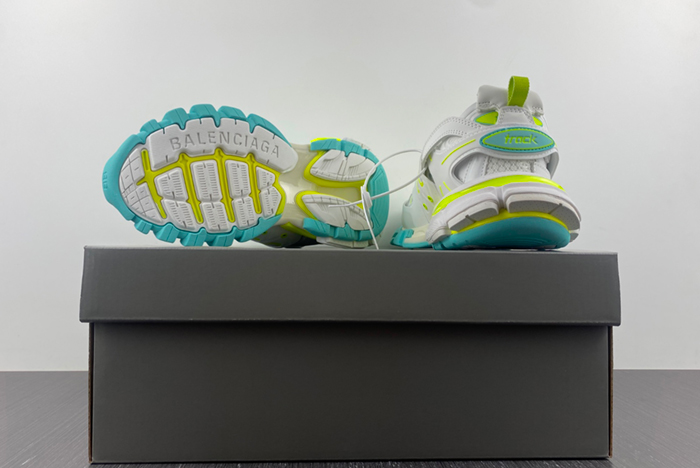 Balenciag Track 3.0 542436 W3AC6 9704