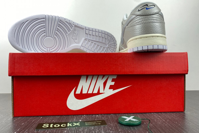Nike Dunk Low Metallic Silver   DX3197-095