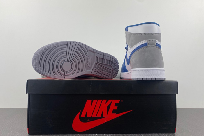 Air Jordan 1 High OG “True Blue”   DZ5485-410