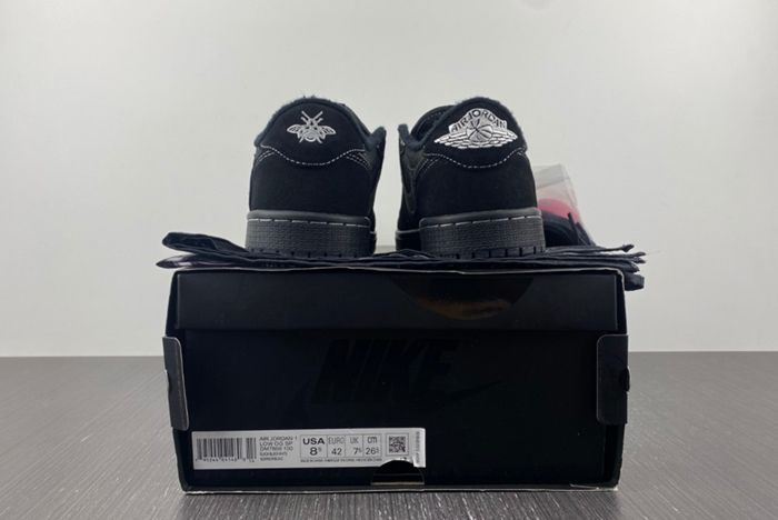 Travis Scott x Air Jordan 1 Low OG  DM7866-100
