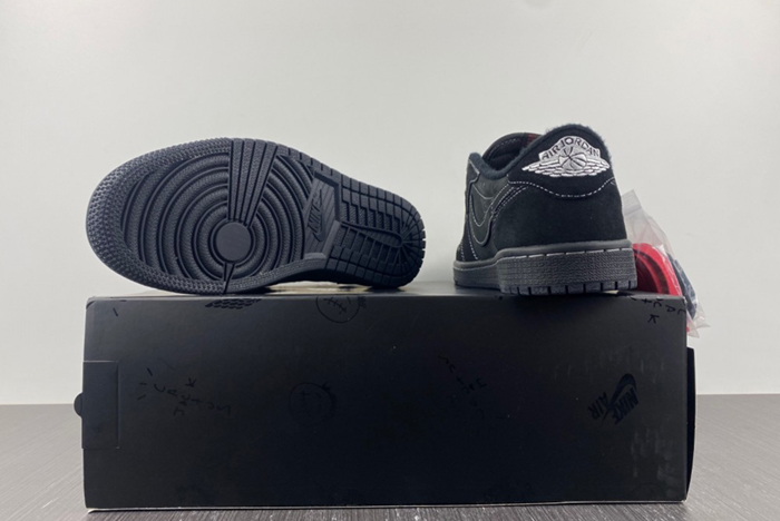 Travis Scott x Air Jordan 1 Low OG  DM7866-100