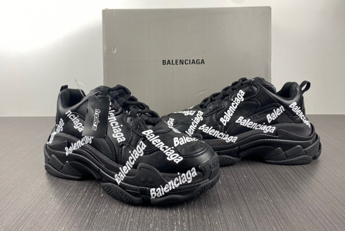 Ba*len*cia*ga  triple s 536737 w2fab1090