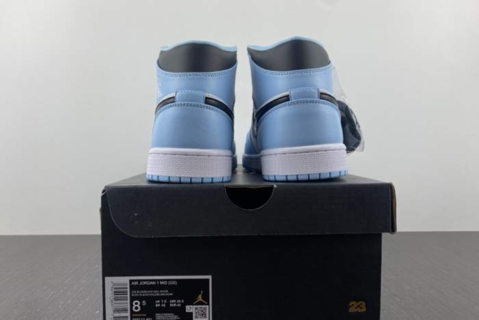 AIR JORDAN 1 MID  555112-401