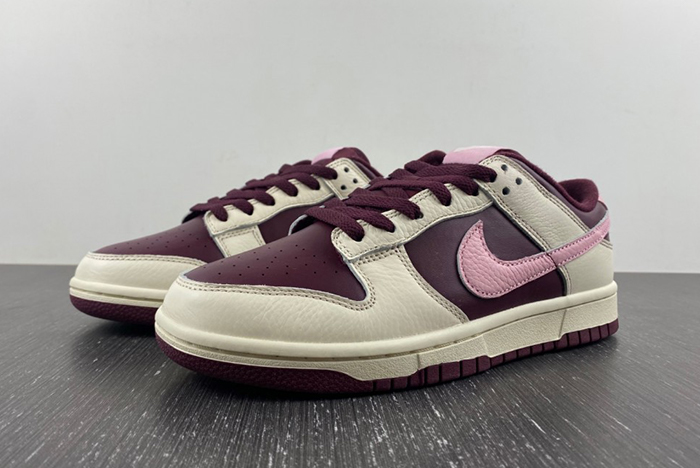 Nike Dunk Low “Valentine’s Day”  DR9705-100