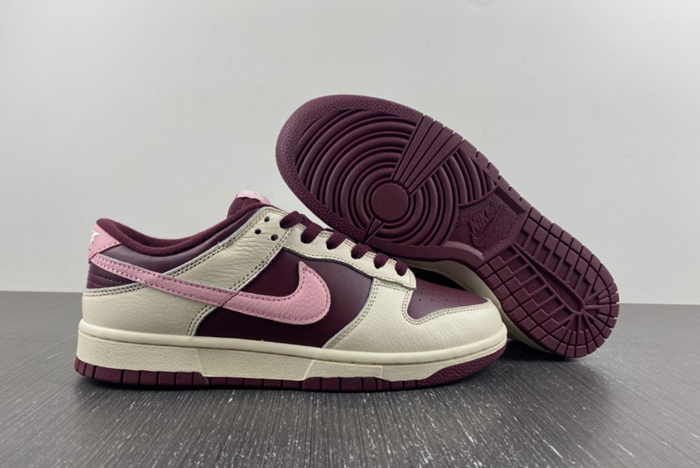 Nike Dunk Low “Valentine’s Day”  DR9705-100