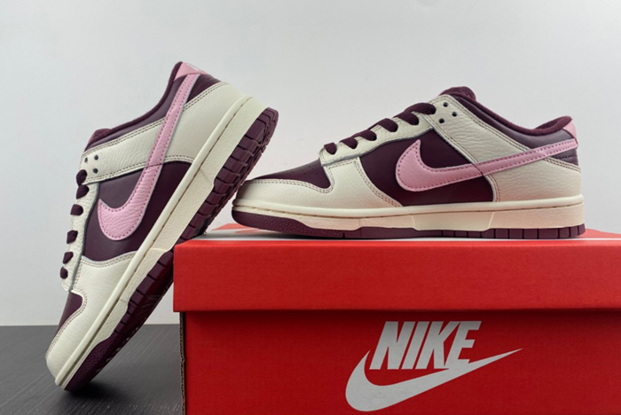 Nike Dunk Low “Valentine’s Day”  DR9705-100