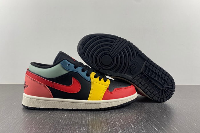 AIR JORDAN 1 LOW 
