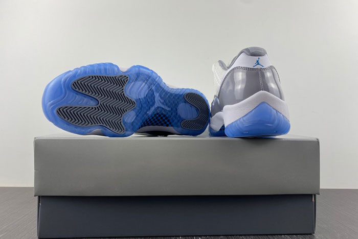 AIR JORDAN AJ7 TOPAZ MIST 442960-104