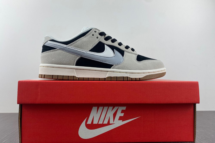 NIKE DUNK LOW “STENCIL SWOOSH”  DO9457-100 B
