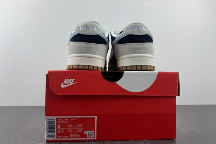 NIKE DUNK LOW “STENCIL SWOOSH”  DO9457-100 B