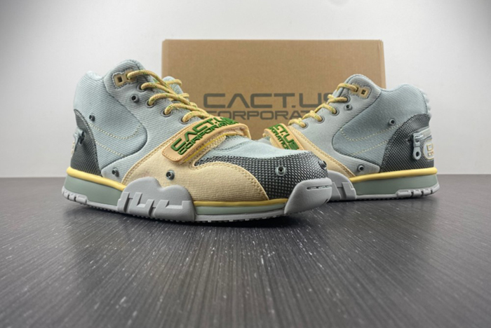 Travis Scott x Nike Air Trainer 1  DR7515-001