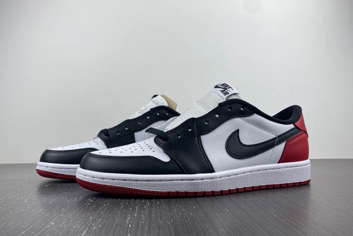 Air Jordan 1 OG Low ''Black Toe   555088-125Low