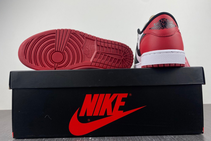 Air Jordan 1 OG Low 