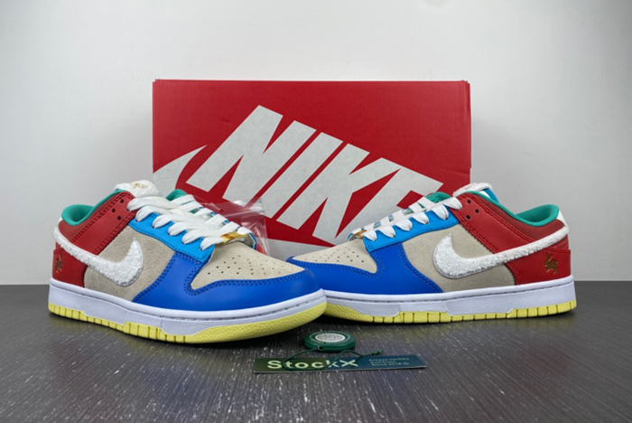 NIKE Dunk Low  "Year of the Rabbit"  FD4203-111