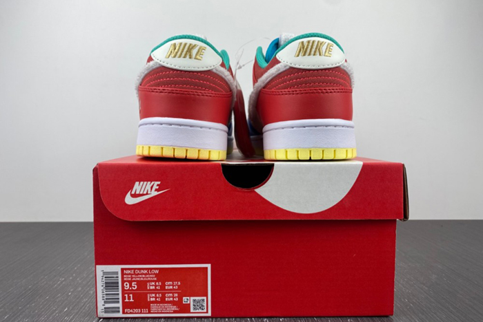 NIKE Dunk Low  "Year of the Rabbit"  FD4203-111