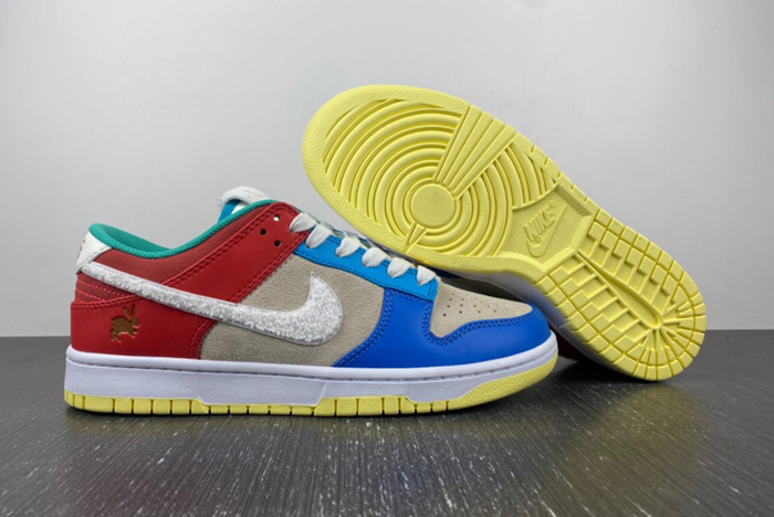 NIKE Dunk Low  "Year of the Rabbit"  FD4203-111