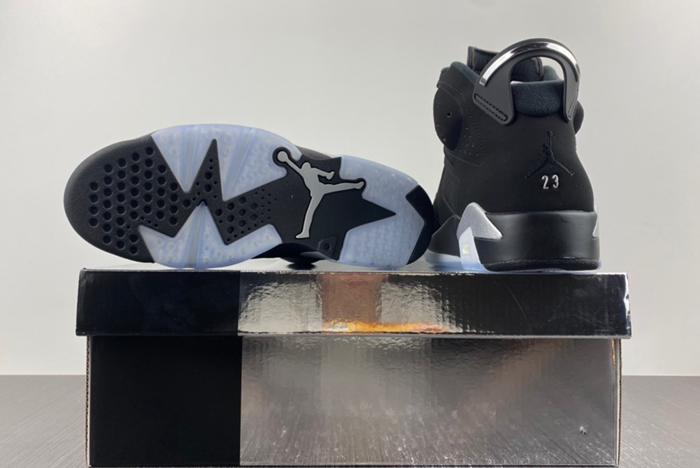 Air Jordan 6 “Metallic Silver”  DX2836-001