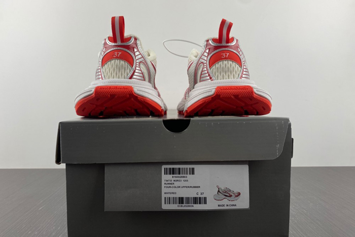Ba*len*cia*ga -phantom sneaker w2rg3 1203